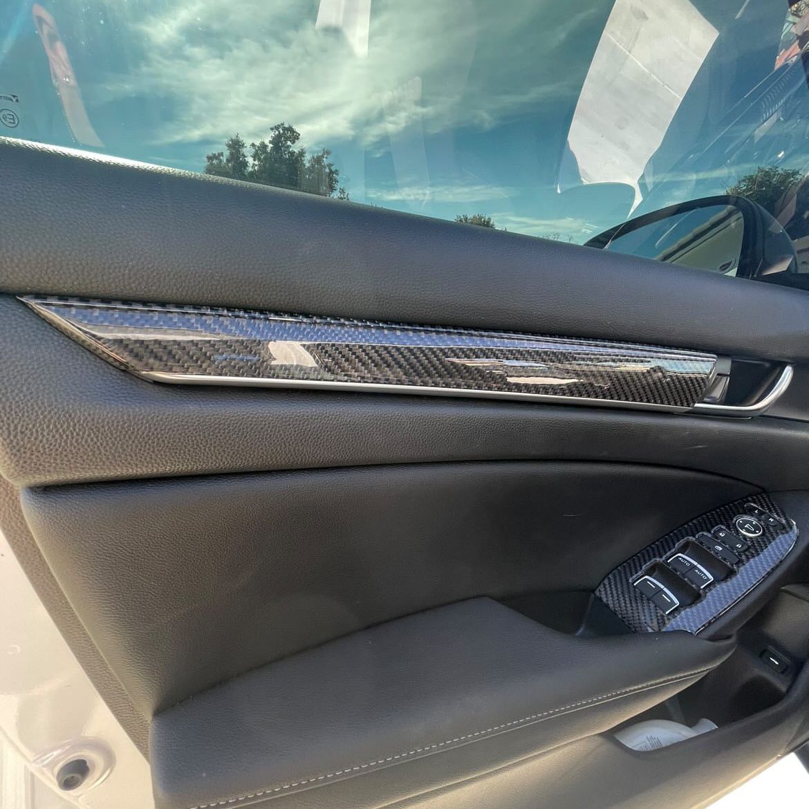 2018+ Accord X Door Trim