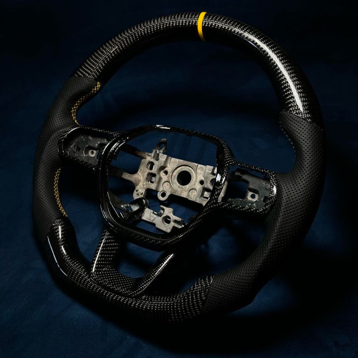 2022+ Civic/Integra Carbon Fiber Steering Wheel