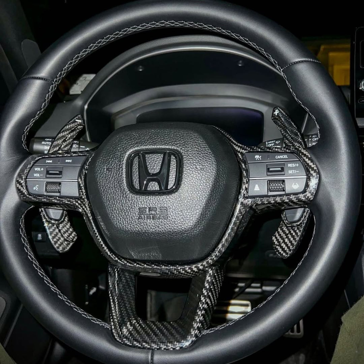 2022+ Civic/Integra Carbon Fiber Steering Wheel Trim