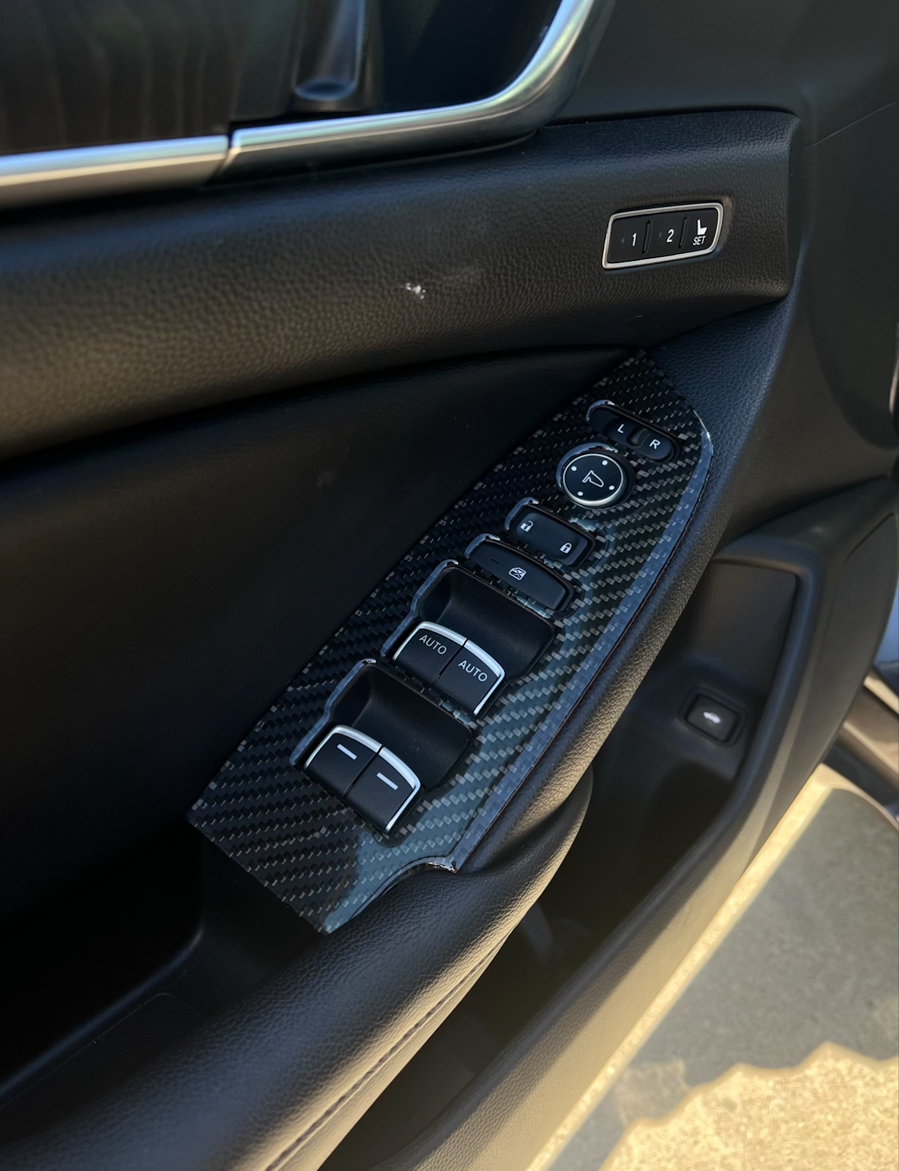 2018+ Accord Window Switch Trim