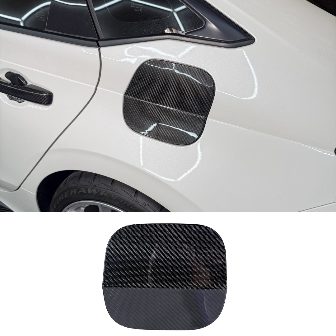 2022+ Honda Civic Carbon Fiber Gas Cap Overlay