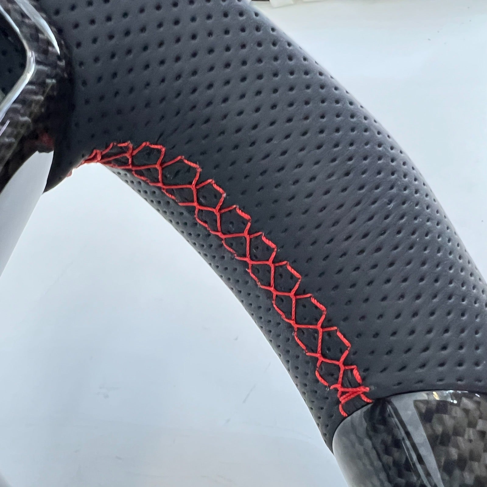 [PREBUILT] 2022+ 11th Gen Civic/DE5 Integra Carbon Fiber Steering Wheel