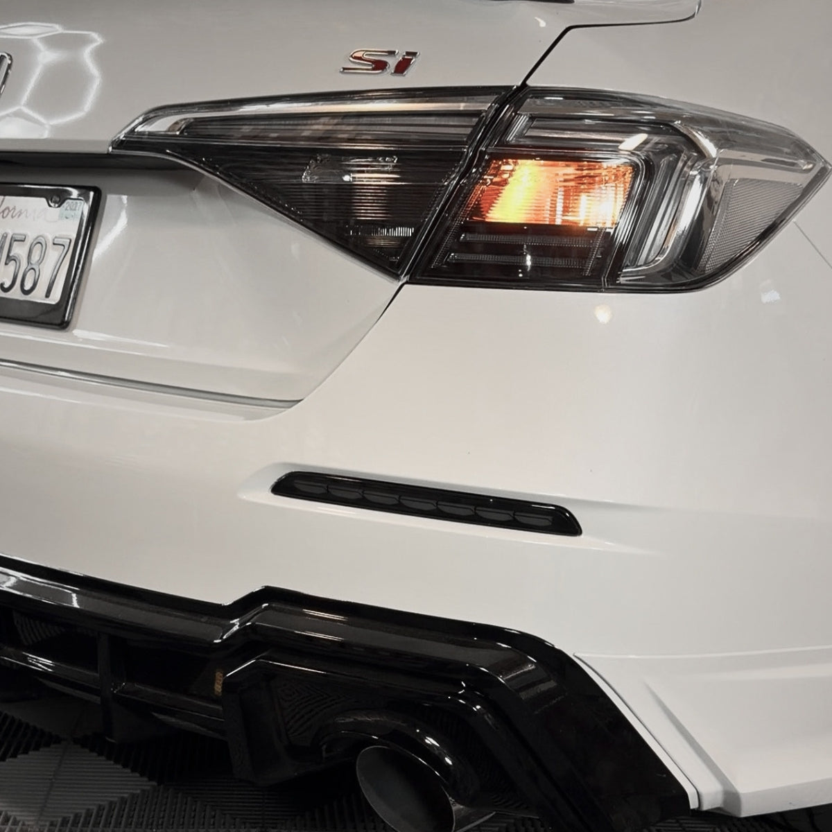 2022+ Honda Civic Sedan Rear LED Sequential Reflectors